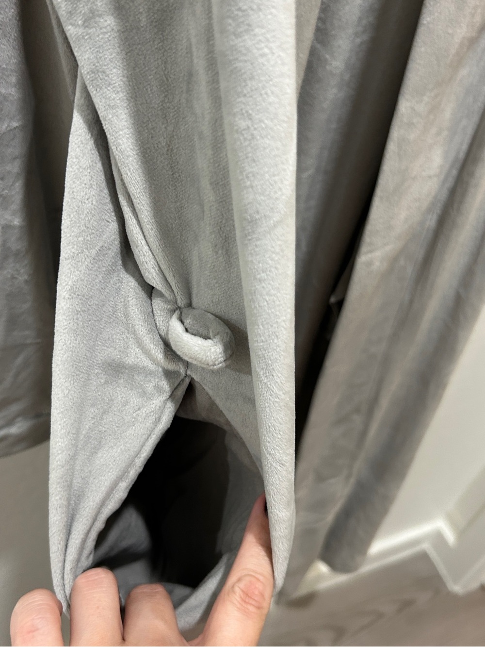 SKIMS Light Gray Robe - Picture 3 of 6
